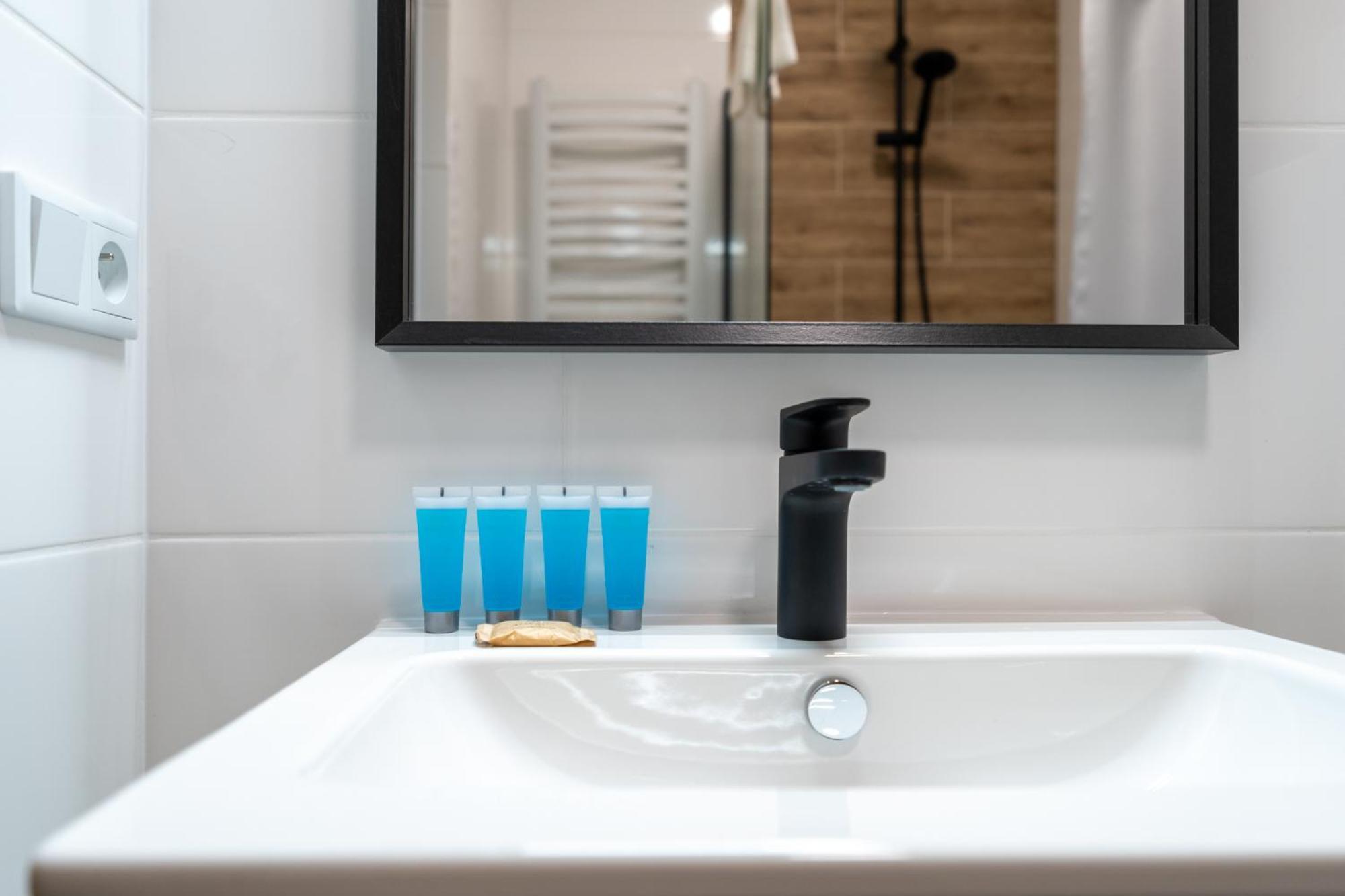 Nikiszowiec Chic Apartment Katowice Ngoại thất bức ảnh